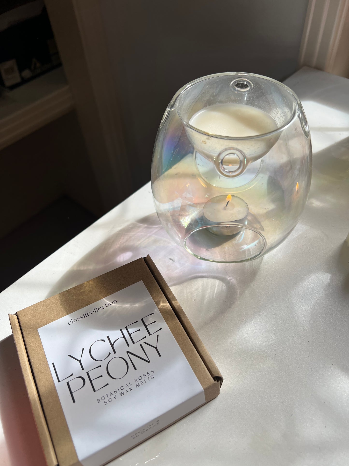 Lychee Peony Wax melts with Pearl Glass Wax Burner