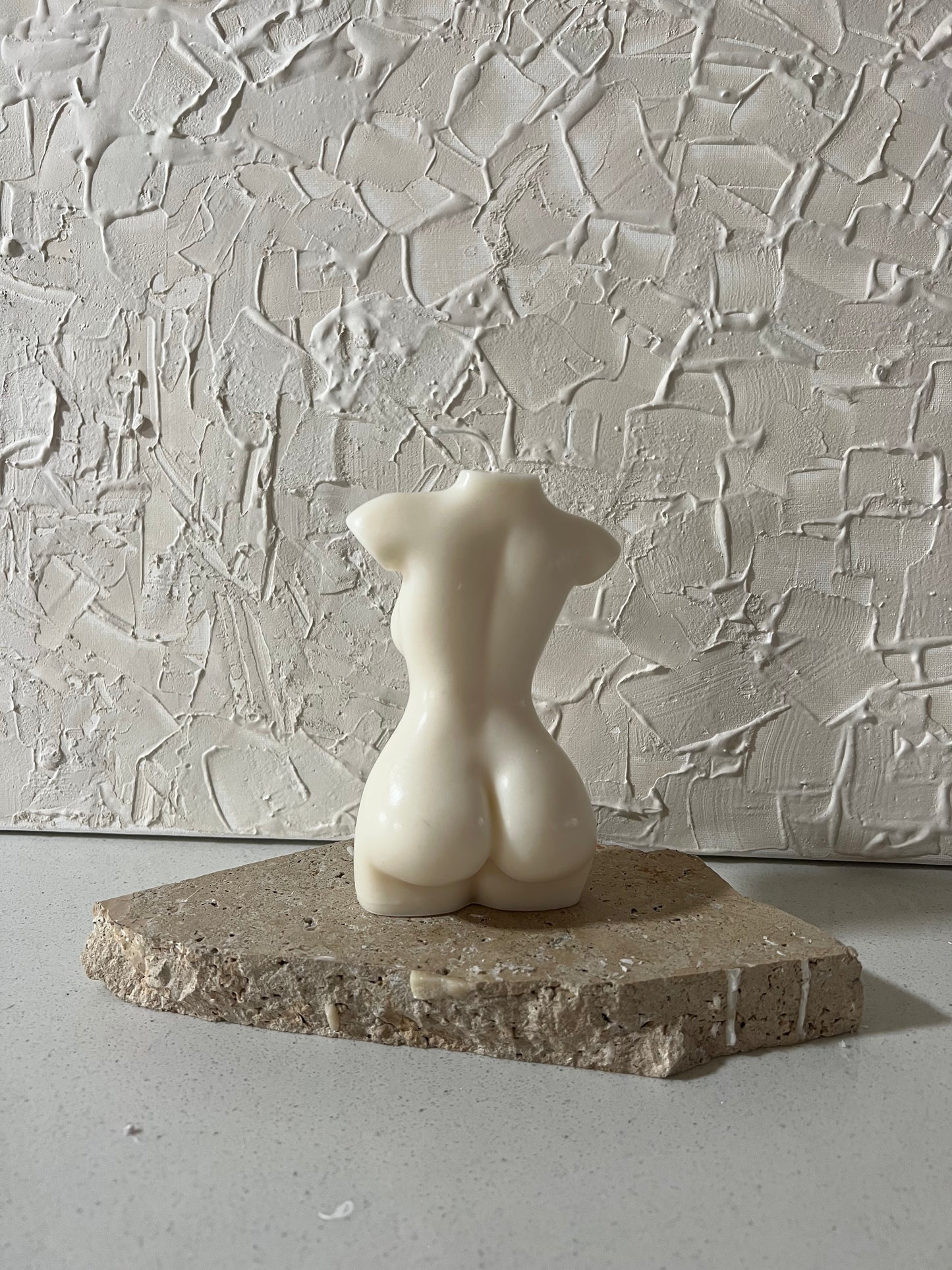 Classiicollection's handcrafted body candles, front picture