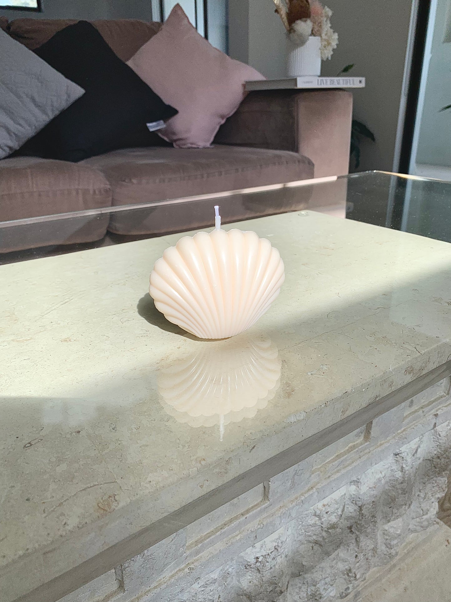 Classiicollection's handcrafted shell, front picture